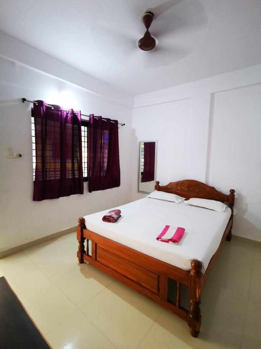 Ivon Guest House Arambol Quarto foto